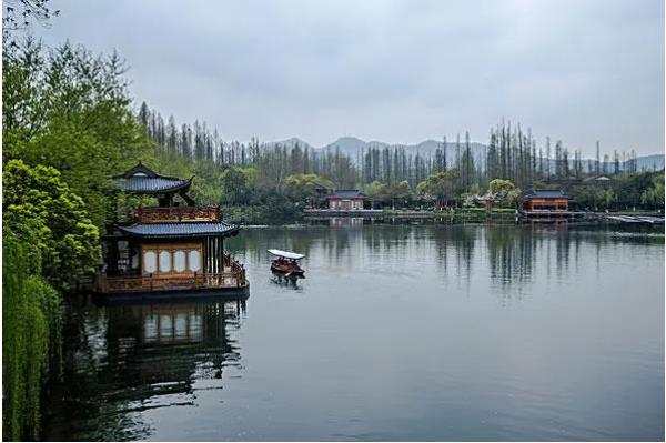 三月杭州旅游景點有哪些景點（三月杭州旅游攻略）